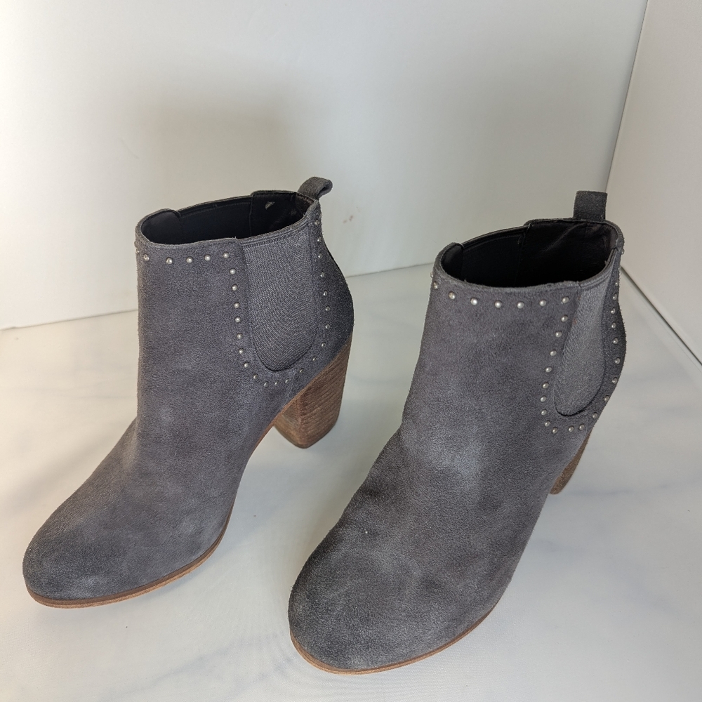 Gray Suede bp Ankle Boot